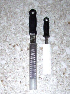 Set of 2 Microplane Zester Graters